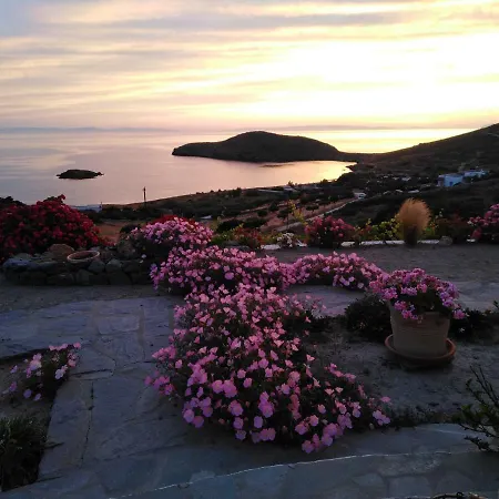 Anemos And Almyra Appartement Kini