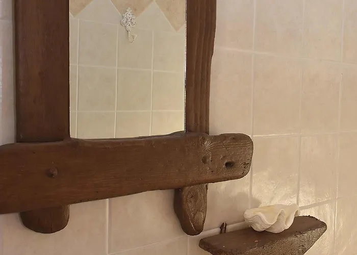 Anemos And Almyra Kini