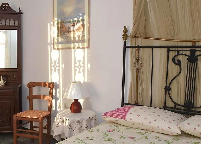 아파트 Anemos And Almyra *