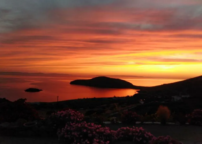 Anemos And Almyra 키니언