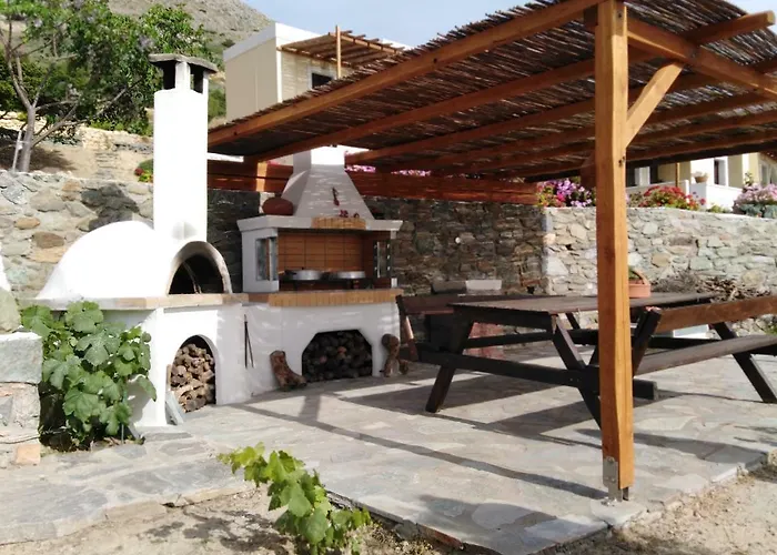 Anemos And Almyra 아파트 *