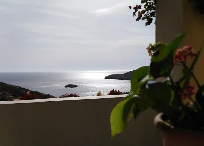 Daire Anemos And Almyra *